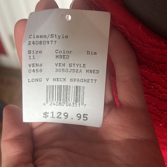 Red spaghetti strap lace David’s Bridal Gown - Picture 4 of 5